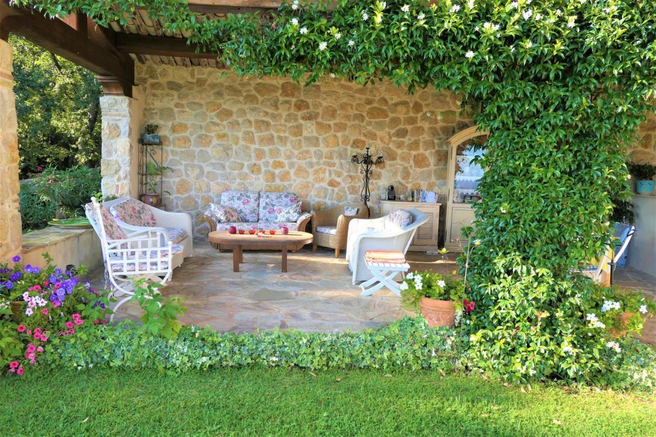 Bed and Breakfast La Bastide Des Pins Ванс Экстерьер фото